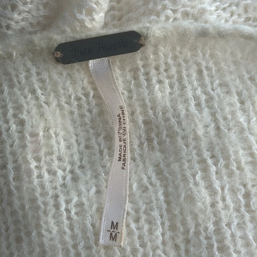 Free People Alpaca Knit Lofty V-Neck Pullover Sweater in Ivory Size Medium